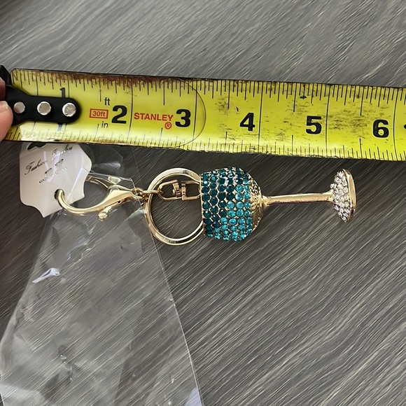 Super Cute Wineglass Handbag Backpack Purse Keychain - Picture 7 of 7